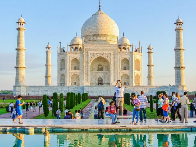 भारतीय पर्यटकों को लक्जरी टूर पैकेज से ज्यादा शॉपिंग करना पसंद, तमिलनाडु और उत्तर प्रदेश उनके सबसे पसंदीदा राज्य