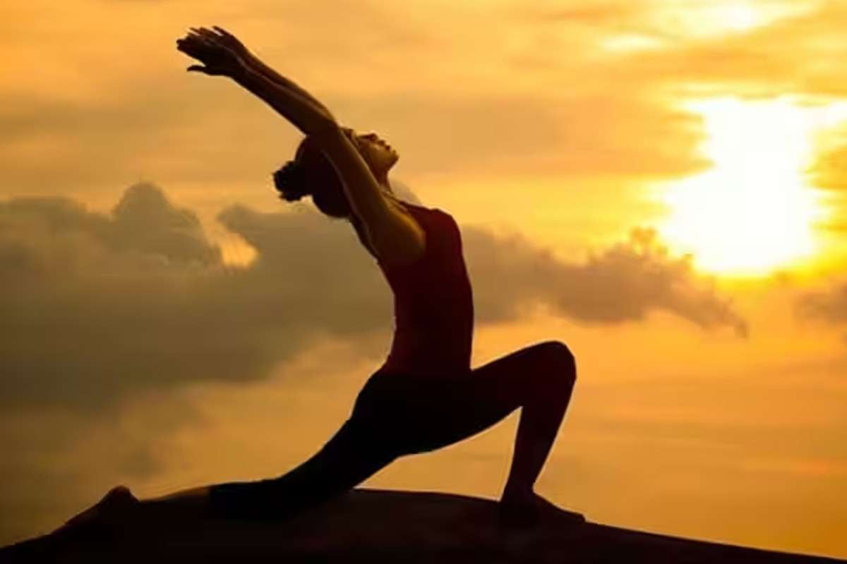 Yoga for weight loss: सुबह के 5 योगासन वजन घटाने के लिए हैं बेहद असरदार, मिलेंगे गजब के फायदे